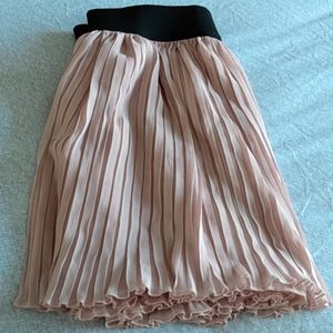 Candie's  pink pleated Skirt